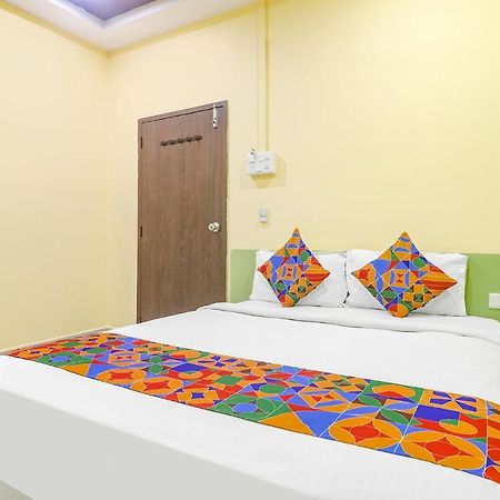 Fabexpress Airport Stay Inn - Nr Hyderabad International Airport, Shamshabad Extérieur photo