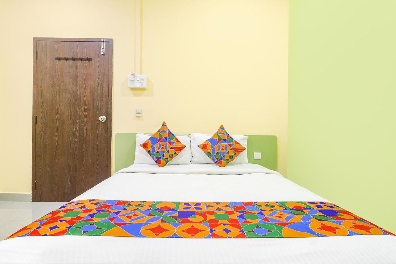 Fabexpress Airport Stay Inn - Nr Hyderabad International Airport, Shamshabad Extérieur photo