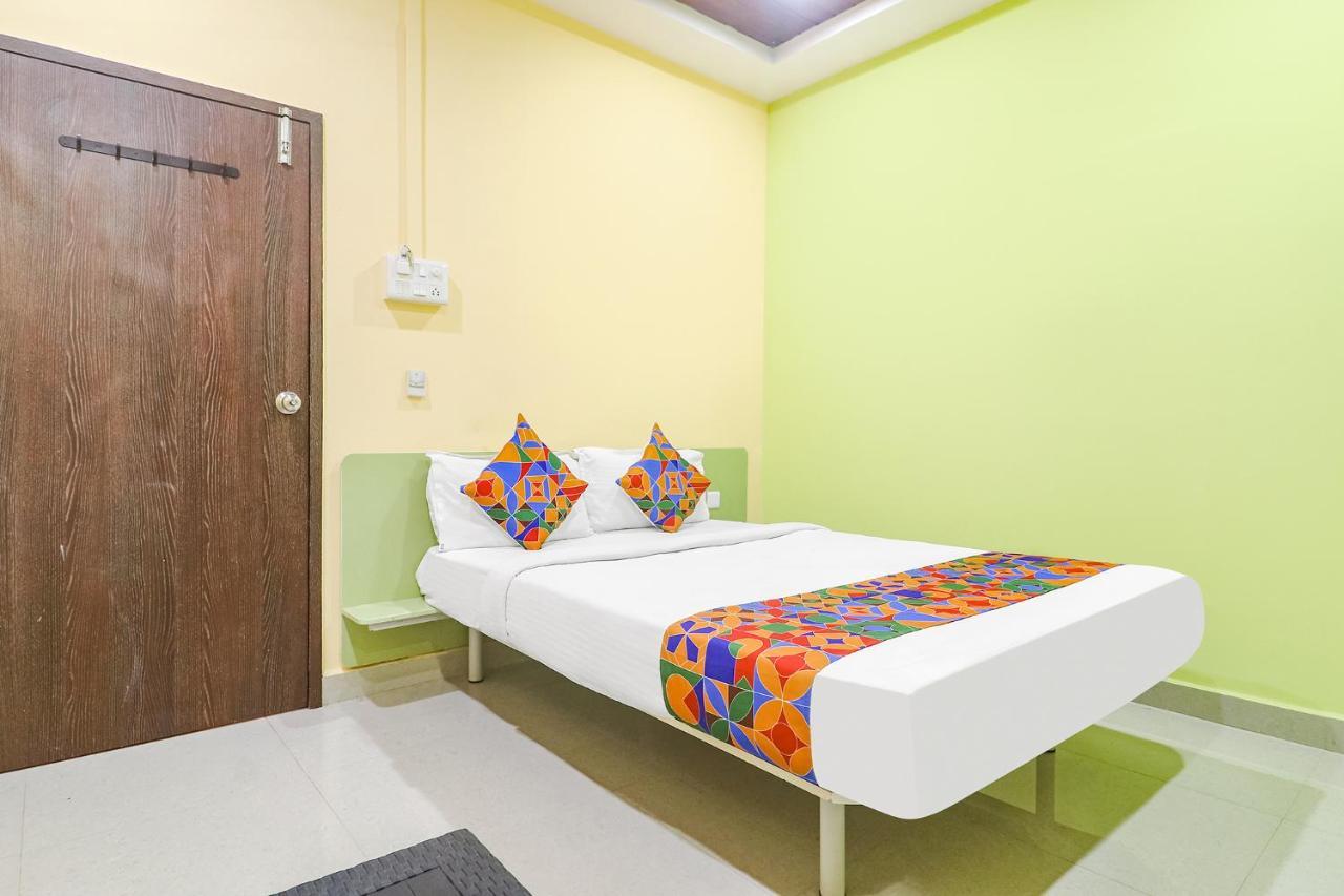 Fabexpress Airport Stay Inn - Nr Hyderabad International Airport, Shamshabad Extérieur photo
