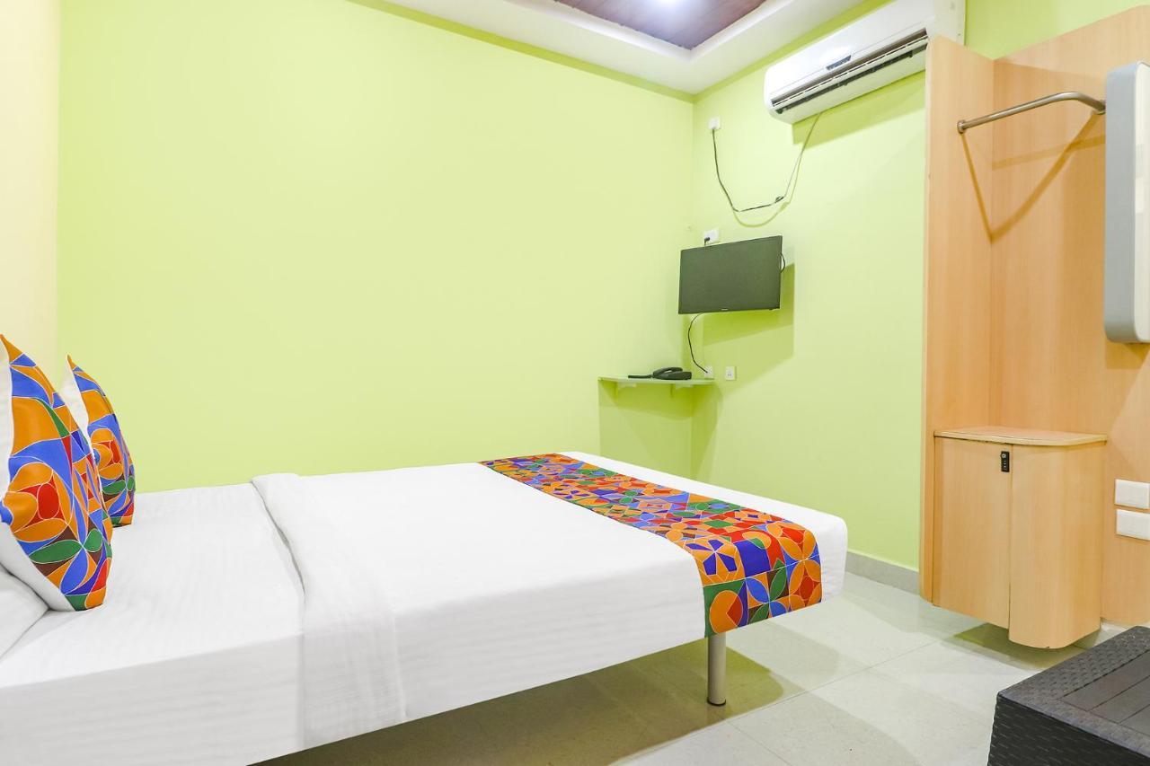 Fabexpress Airport Stay Inn - Nr Hyderabad International Airport, Shamshabad Extérieur photo